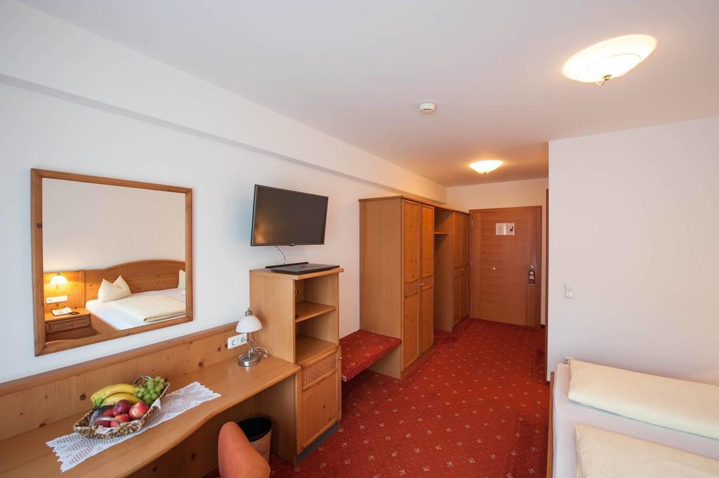 Hotel Juchhof Лермос Экстерьер фото